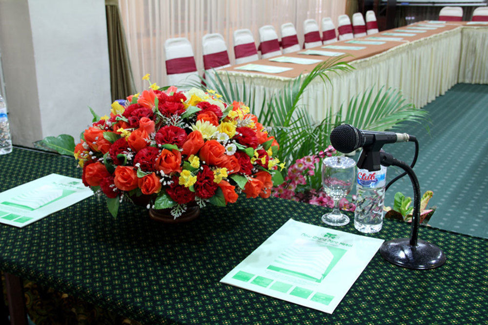 New Grand Park Hotel Surabaya Exterior foto